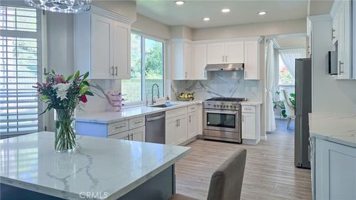 1453 Rancho Hills Dr, Chino Hills, CA, 91709-6219 | Card Image