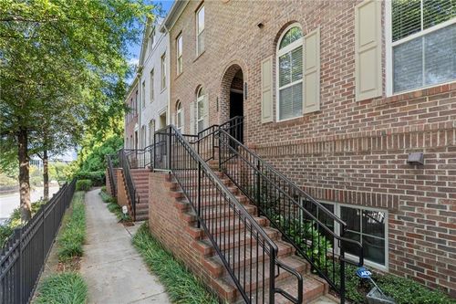 19-6468 Chariot St, Atlanta, GA, 30328-4298 | Card Image