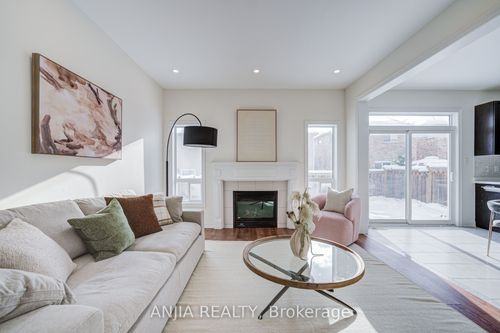 23 Grey Wing Ave, Keswick, ON, L4P0B8 | Card Image