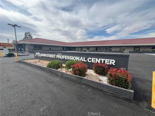 ste-e-17450 Main St, Hesperia, CA, 92345-6262 | Card Image