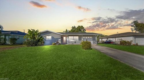511 Se 34th Ter, Cape Coral, FL, 33904-4931 | Card Image