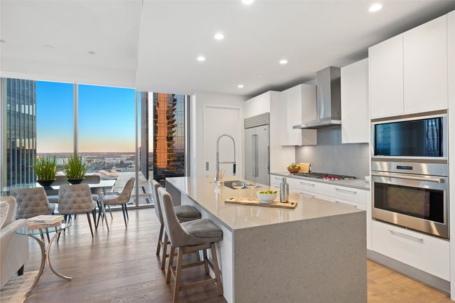 APT-1403 - 7901 Windrose Ave, Condo with 2 bedrooms, 3 bathrooms and null parking in Plano TX | Image 6