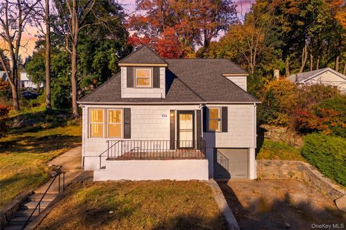 194 N Terry Hill Road, Carmel, NY, 10512 | Card Image