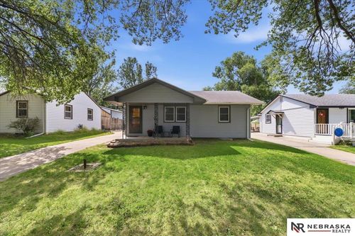 6119 Hartley St, Lincoln, NE, 68507-1754 | Card Image
