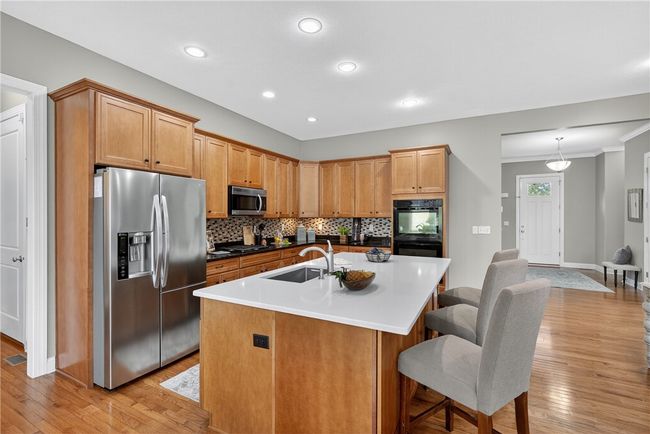 201 Venango Trl, House other with 4 bedrooms, 4 bathrooms and 2 parking in Mars PA | Image 15