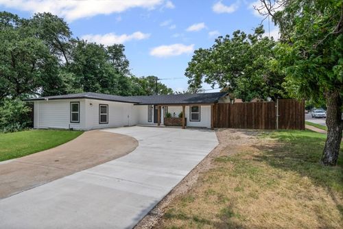 3657 High Vista Dr, Dallas, TX, 75234-7927 | Card Image
