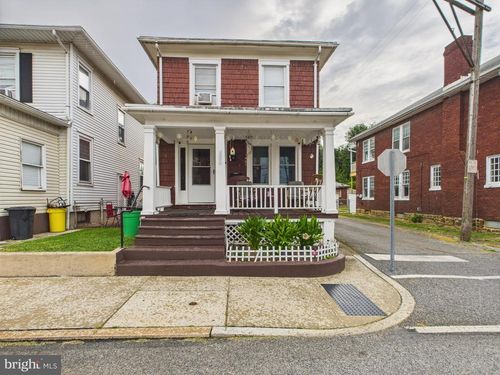 626 S Pershing Ave, York, PA, 17401-2207 | Card Image