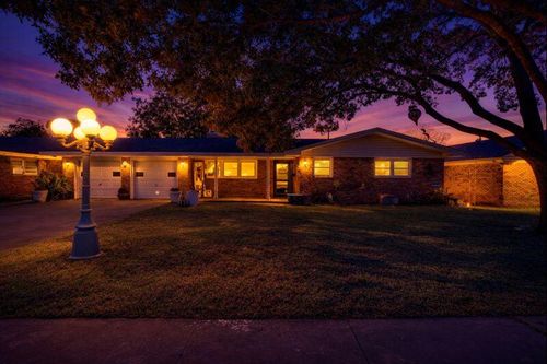 2120 53rd St, Lubbock, TX, 79412-2609 | Card Image