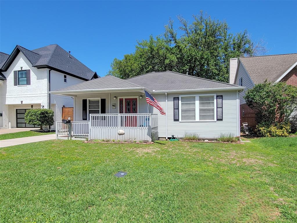 Cedar St, Bellaire, TX 77401