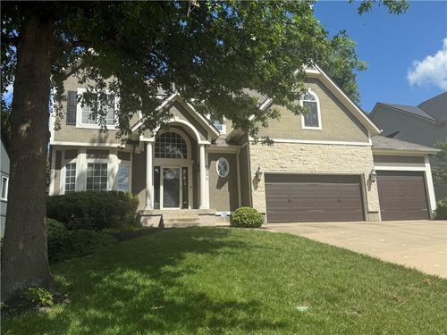 4531 Anderson St, Shawnee, KS, 66226-2467 | Card Image