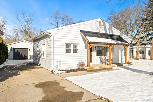 65 Algansee Dr, Troy, MI, 48083-1602 | Card Image