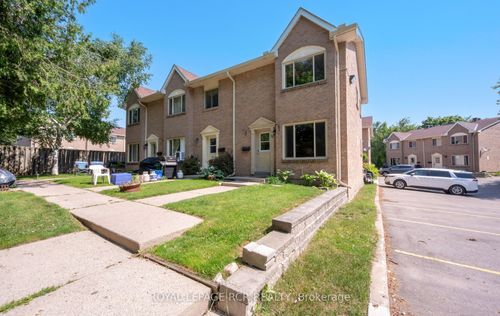 {{alt}} | Card Image