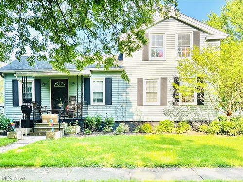 118 East St, Wellington, OH, 44090-1127 | Card Image