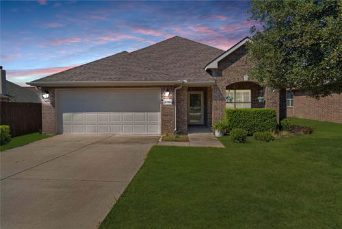 2756 Cresent Lake Dr, Little Elm, TX, 75068-7348 | Card Image