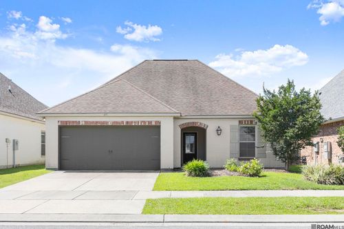 471 Lake Breeze Dr, Baton Rouge, LA, 70820-5323 | Card Image