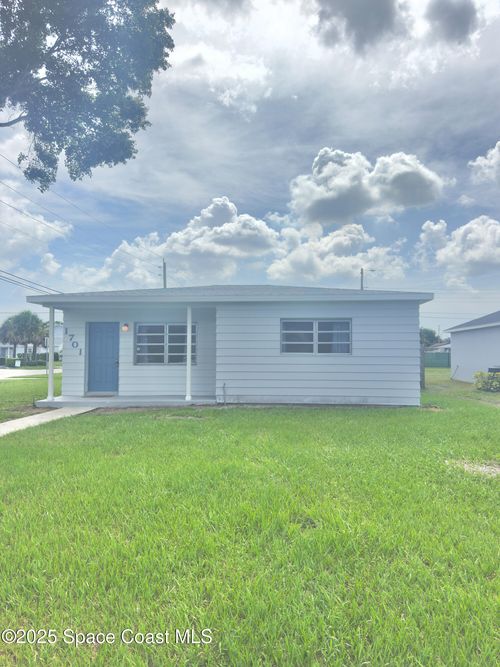 1701 Elizabeth St, Melbourne, FL, 32901-4326 | Card Image