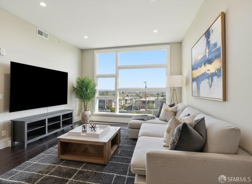 unit-302-600 El Camino Real, Belmont, CA, 94002-2180 | Card Image