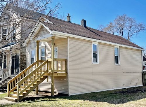 8538 Buffalo Ave, Chicago, IL, 60617-2611 | Card Image