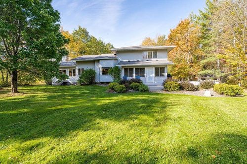 3504 Garden Park Dr, Hermantown, MN, 55810-2553 | Card Image