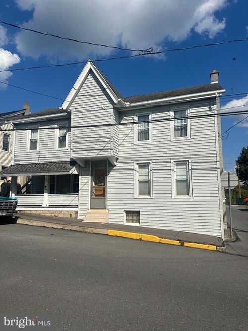123 East St, WILLIAMSTOWN, PA, 17098-1402 | Card Image
