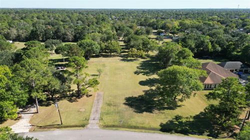 2403 Taylor Ln, Pearland, TX, 77581-5743 | Card Image