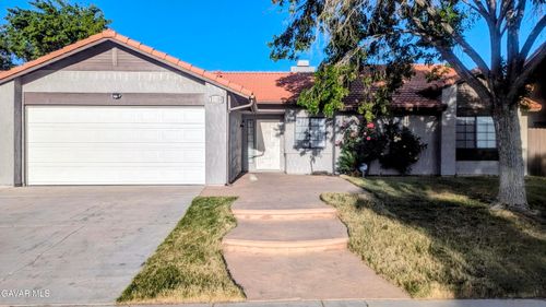 37734 Tackstem St, Palmdale, CA, 93552-3878 | Card Image