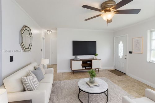 1611 Nw 46th St, Tamarac, FL, 33309-3740 | Card Image