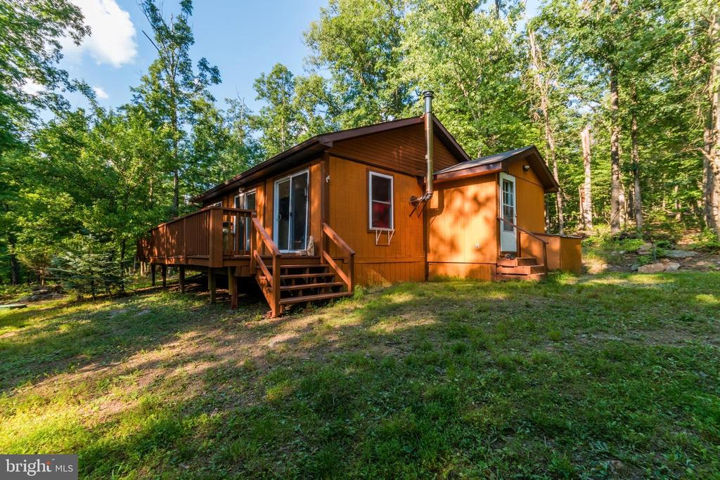 Brooklyns Way, Great Cacapon, WV 25422
