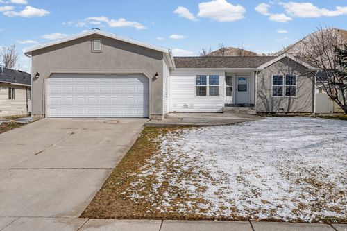 1011 S 900 W, Tooele, UT, 84074-3252 | Card Image