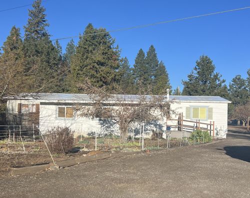 9810 Puckett Ln, Klamath Falls, OR, 97601-9059 | Card Image