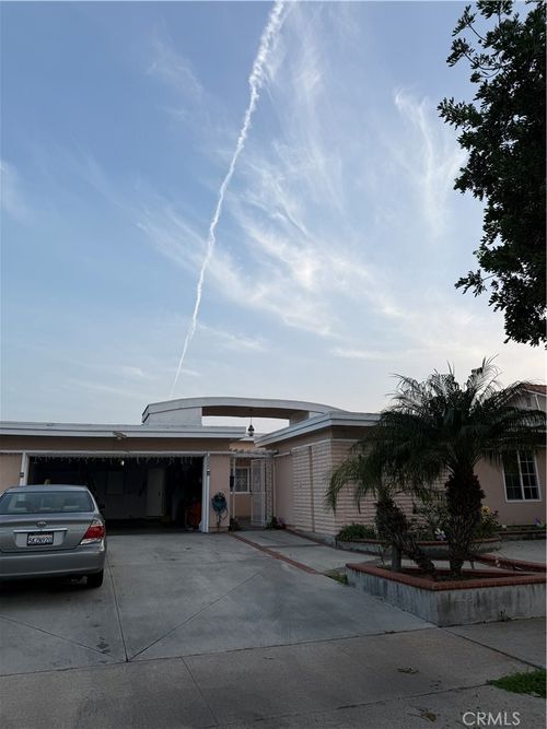 8220 Briarwood St, Stanton, CA, 90680-3812 | Card Image