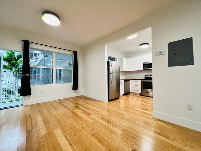 APT-912 - 960 Bay Dr, Condo with 1 bedrooms, 1 bathrooms and null parking in Miami Beach FL | Image 4