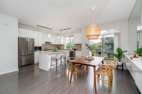 140-3500 Promenade Burke Village, Coquitlam, BC, V3E0N2 | Card Image