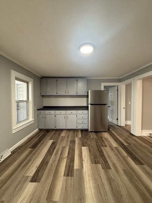 apt-1-149 Charlton St, Southbridge, MA, 01550-2187 | Card Image