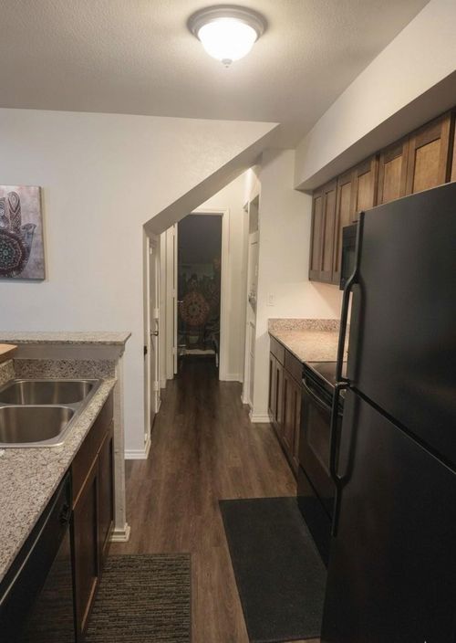 s204-9837 Walnut St, Dallas, TX, 75243-2879 | Card Image