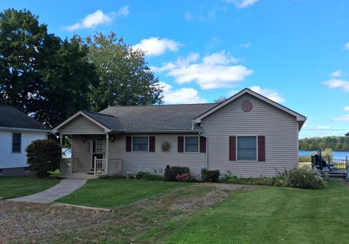 18843 26 1/2 Mile Rd, Albion, MI, 49224-8545 | Card Image
