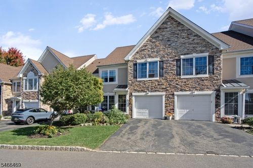 45 Magnolia Way, North Haledon, NJ, 07508-3112 | Card Image
