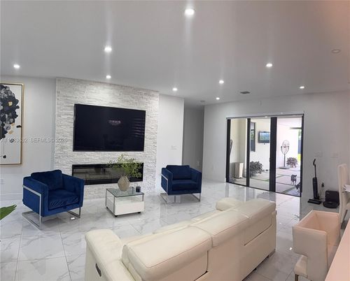 13334 Sw 227th St, Miami, FL, 33170-4337 | Card Image