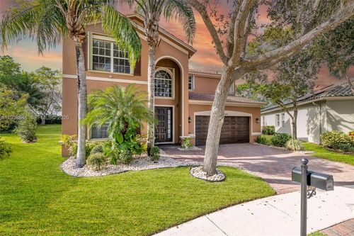 4499 W Whitewater Ave, Weston, FL, 33332-2411 | Card Image