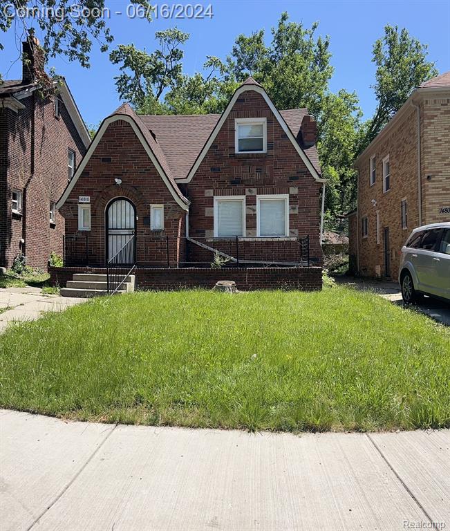 Woodmont Ave, Detroit, MI 48227