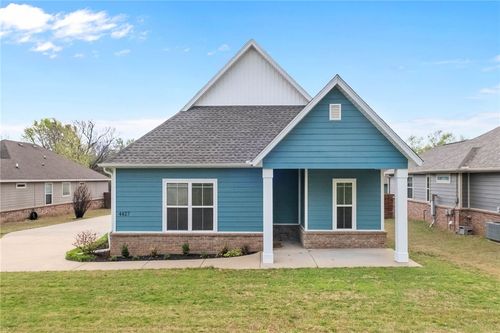 4427 W Mount Comfort Rd, Fayetteville, AR, 72704-5970 | Card Image