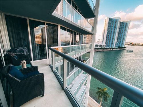 apt-1101-465 Brickell Ave, Miami, FL, 33131-4003 | Card Image