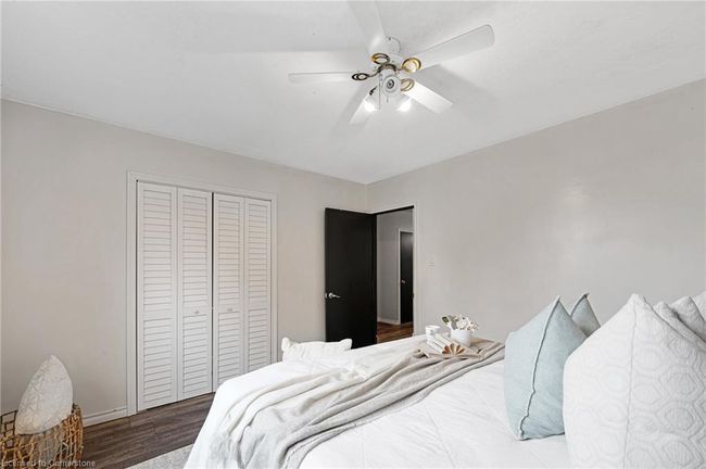 93 Christopher Dr, House other with 3 bedrooms, 2 bathrooms and 3 parking in Cambridge ON | Image 18