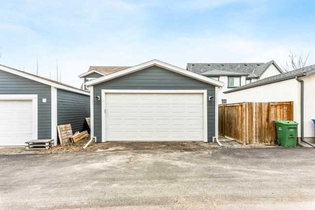 655 Mahogany Boulevard Se, Home with 4 bedrooms, 3 bathrooms and 2 parking in Calgary AB | Image 36
