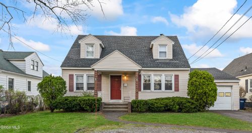 3011 Broadway, Rotterdam, NY, 12306-2101 | Card Image