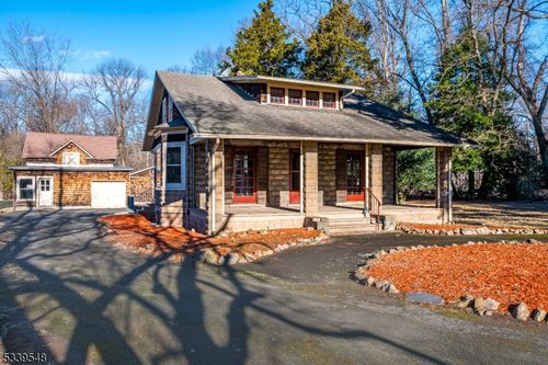 404 Mountainview Ter, Dunellen, NJ, 08812-1136 | Card Image