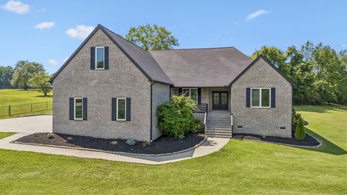 1001 Lock 4 Rd, Gallatin, TN, 37066-3843 | Card Image
