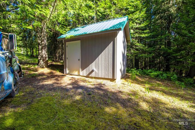 20888 Upper Fords Creek Rd, House other with 2 bedrooms, 2 bathrooms and 2 parking in Weippe ID | Image 15