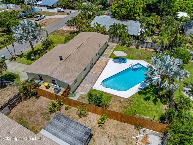 251 Avenida De La Vis, House other with 3 bedrooms, 1 bathrooms and null parking in Indialantic FL | Image 49