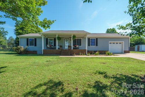 2384 Country Hollow Rd, Conover, NC, 28613-8449 | Card Image